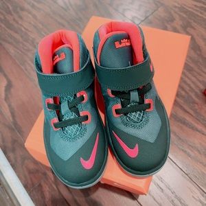 Nike Kids Green and Pink High-Top Sneakers